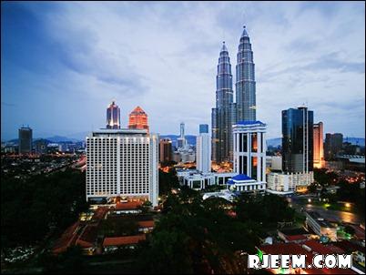 photo Petronas Twin Towers 13398559391.jpg