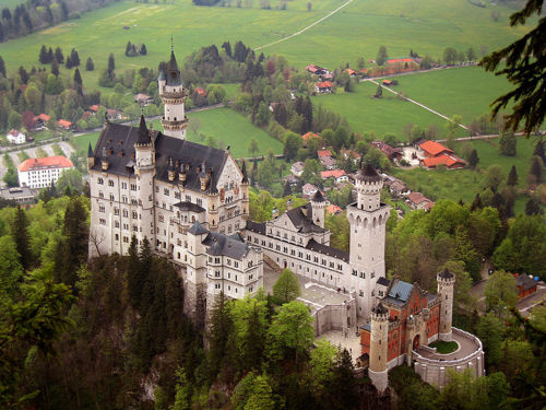  (Neuschwanstein Castle) 13960144962.jpg
